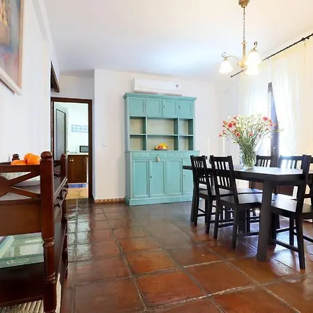 Casa Con Encanto En La Juderia De Holiday home *