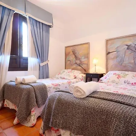 Casa Con Encanto En La Juderia De 펜션