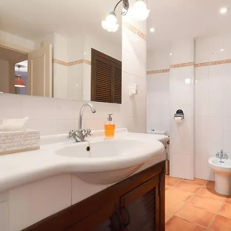Casa Con Encanto En La Juderia De 펜션 *