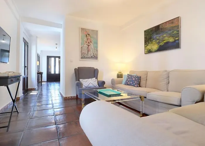 Casa Con Encanto En La Juderia De *