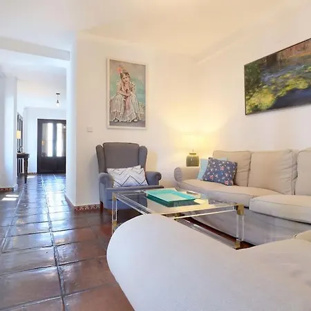 Casa Con Encanto En La Juderia De *